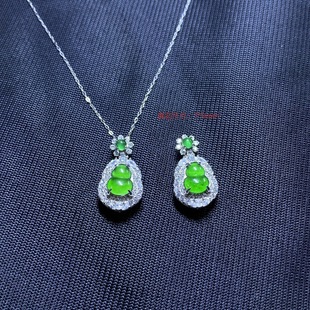 Factory supply S925 silver inlaid natural dangerous material A goods jade gourd necklace hot clavicle chain finished wholesale