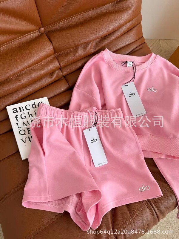 潮牌跨境25春夏男女同款新款 圆领短款卫衣+松紧腰短裤运动套装现|undefined