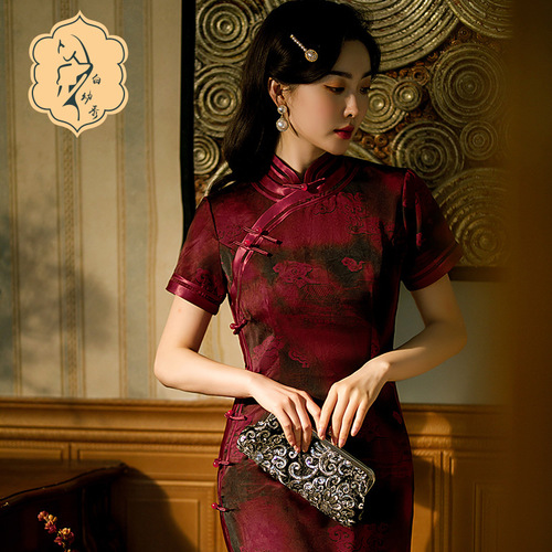 Retro Chinese Dress oriental Qipao Cheongsam for women couture runway fashion hand grasp grain cheongsam elegant and sexy dress restoring ancient ways