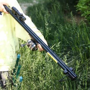 New Fish Shooting Artifact, Fish Gun, Fish Shooter, Gun-Type Fish Shooting Slingshot, Laser High-Precision Outdoor Fish Dart Fishing