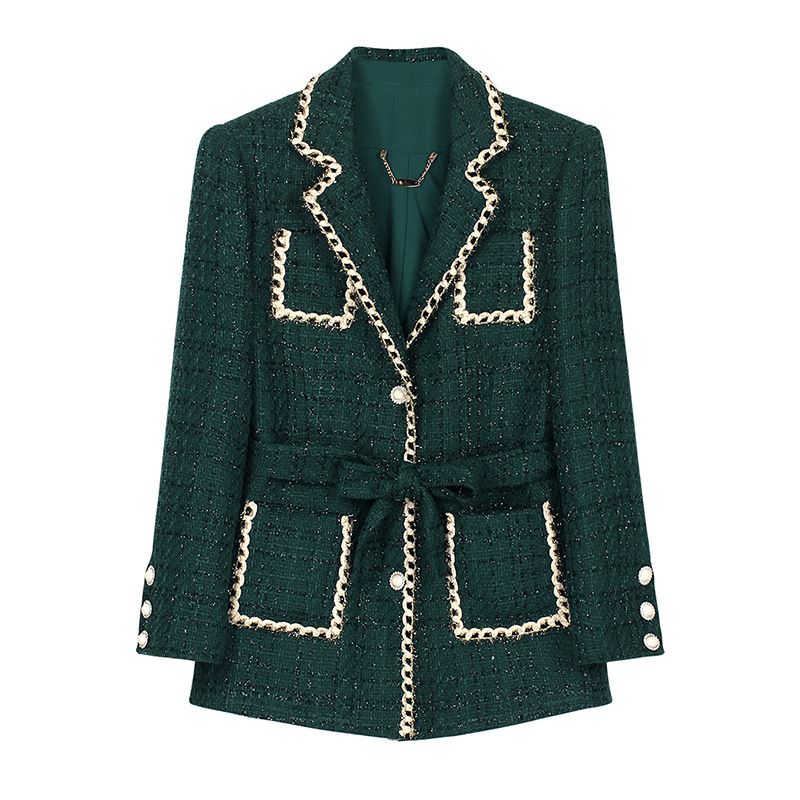 2025 Autumn/Winter Mid-Length Tweed Jacket with a Chanel-Inspired Style, Featuring Contrasting Colors and a Waist-Cinching Design, Model 130035