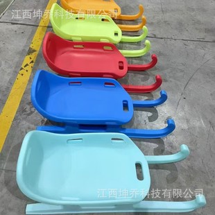 A Large Number of Ready-Made Ice and Snow Dual-Purpose Car, Skating Car, Dog Pulling and Sledge, Snow Molding Process, Ski Car, Snow Climbing and Plowing Trolley