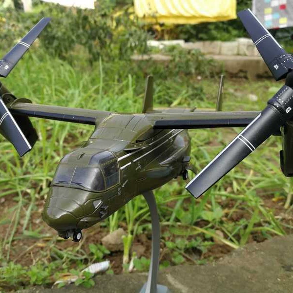 Вертикальный вертолетоносец MV-22 Merlon транспортный самолёт