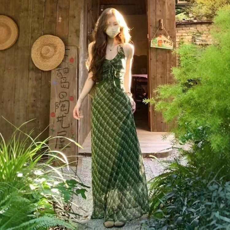 French-Style Floral Short-Sleeve Dress for Women, 2026 Summer New Model, Elegant Waist-Cinching Slimming Puff Sleeve Tea Break Long Dress