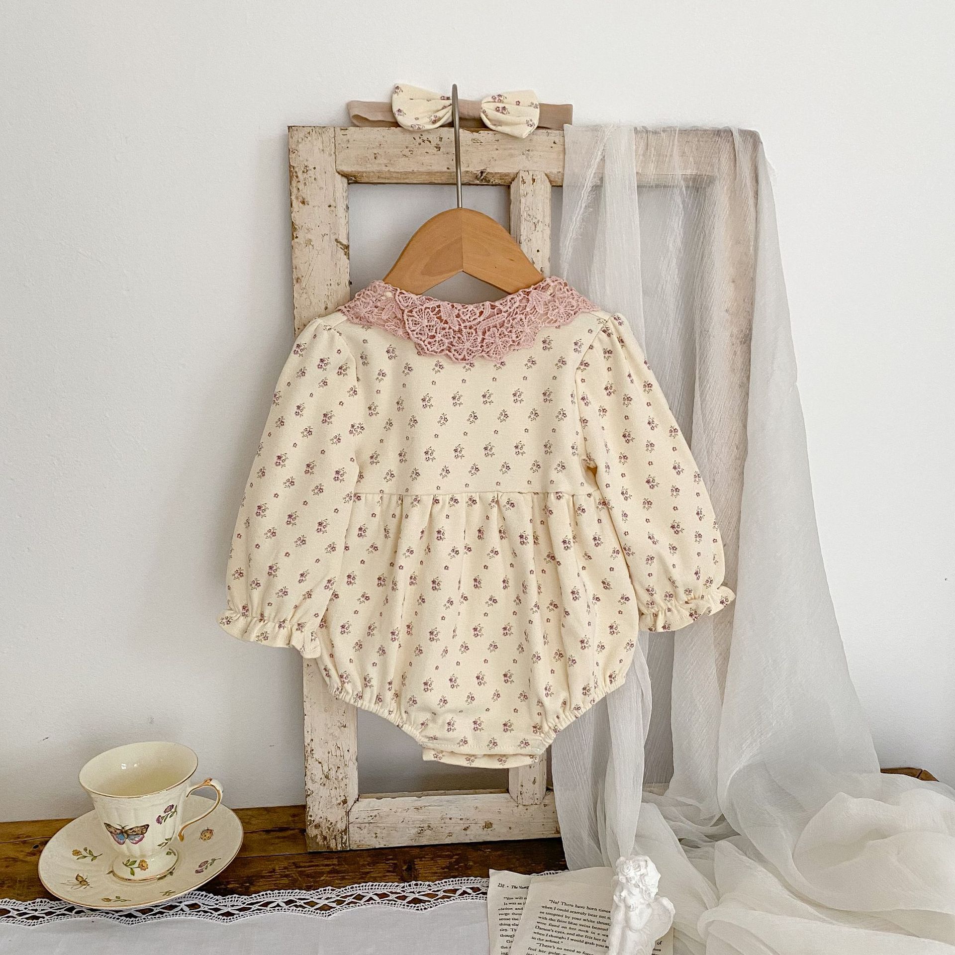 2024 Spring Autumn Clothing for Baby Girls, Infants and Toddlers Floral Print Ha Yi Long Sleeve jumpsuit Triangle_voghion.com