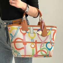 2025¿TfƴţƤذ˻@Ӱ߼дrŮ