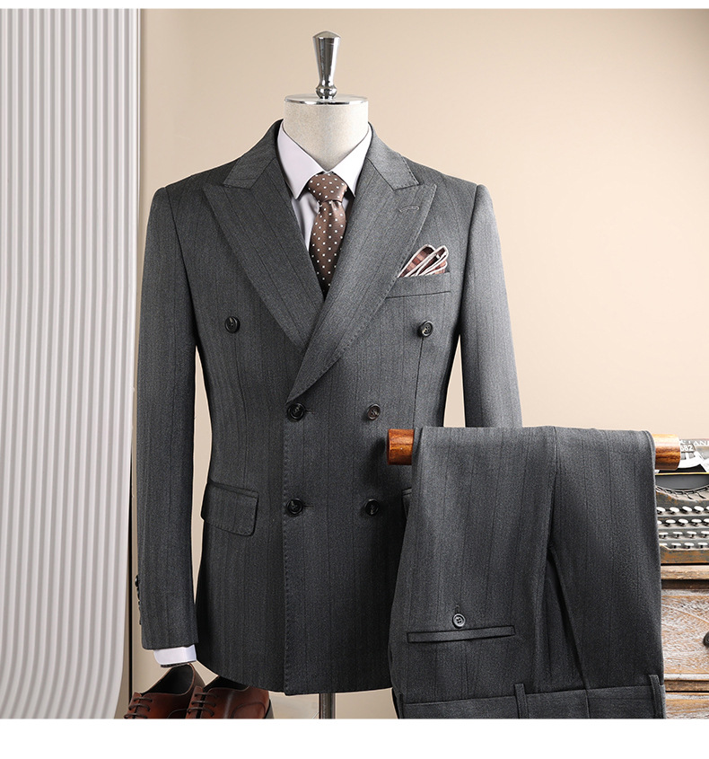 Sophisticated Men’s Tailored Suit For Wedding Business Formal_voghion.com