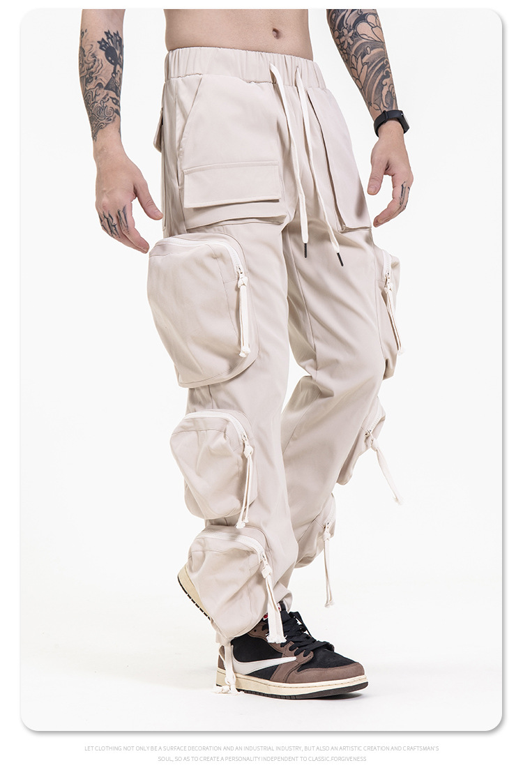 Travis Scott 着用 whoisjacov cargo pants