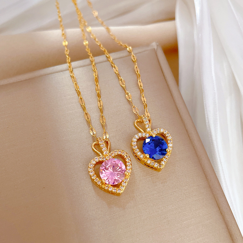 Daily Occasion 304 Stainless Steel Material Heart Shape Pattern Simple Style Heart Shape Stainless Steel Copper Inlay Artificial Diamond Pendant Necklace