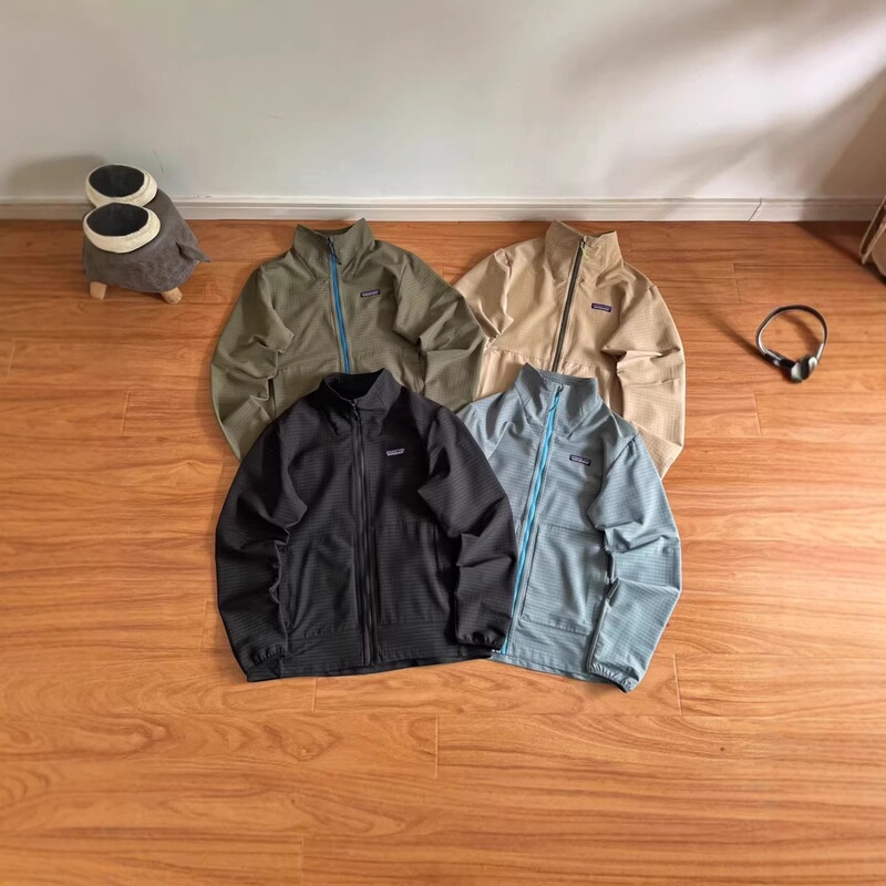 Cross-border wholesale PATA R1 men's and women's outdoor mountaineering waterproof stand-up collar zipper jacket soft shell coat for couples Cross-border wholesale PATA R1 men's and women's outdoor mountaineering waterproof stand-up collar zipper jacket soft shell coat for couples