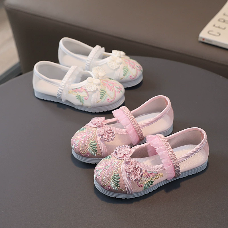 2023 Обувь с дышащей сеткой Детская ультратонкая Летняя обувь Hanfu Обувь с вышивкой для девочек Old Beijing Тканевая обувь