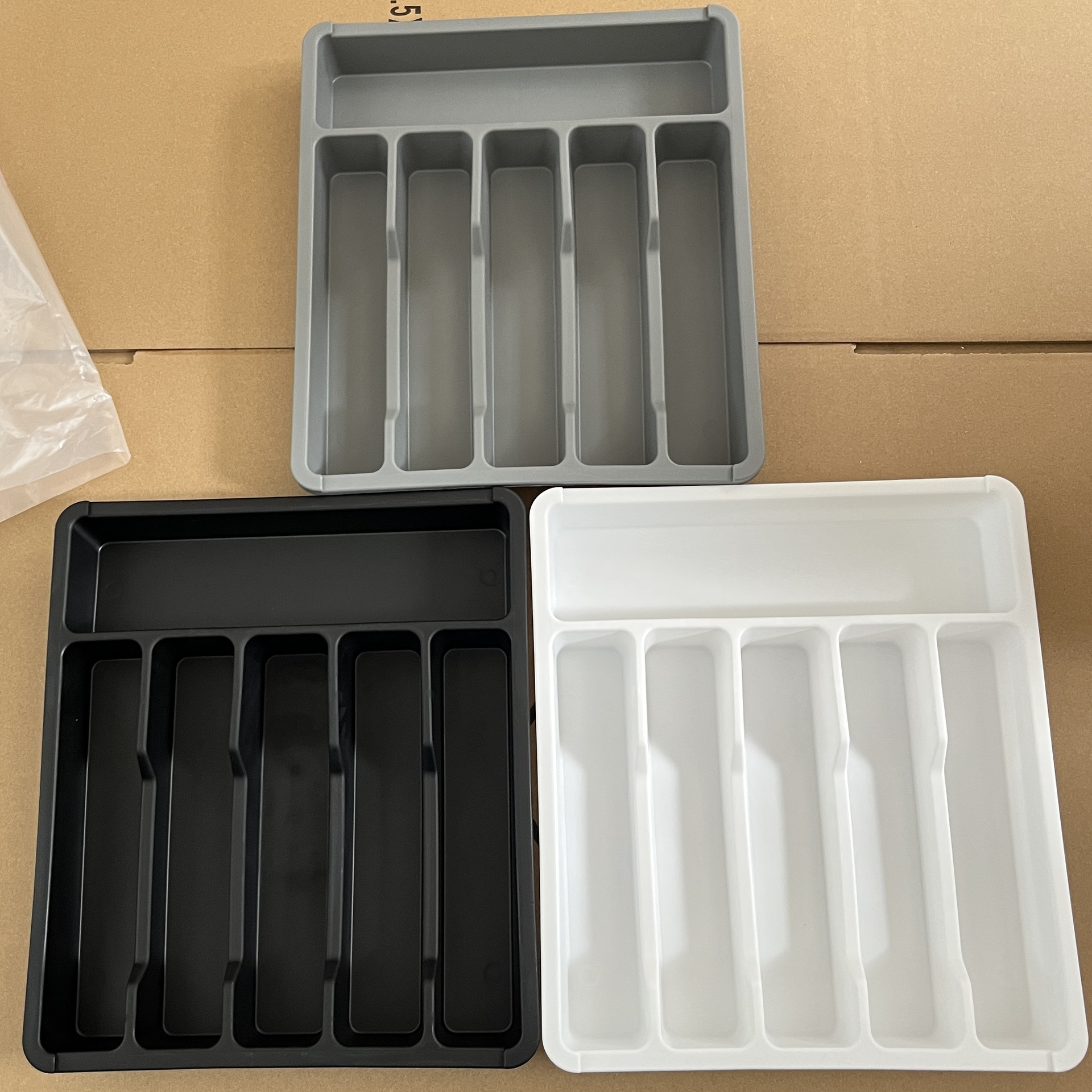 亚马逊TEMU新款餐具收纳盒分隔置物架餐具整理器六格储物盒便携