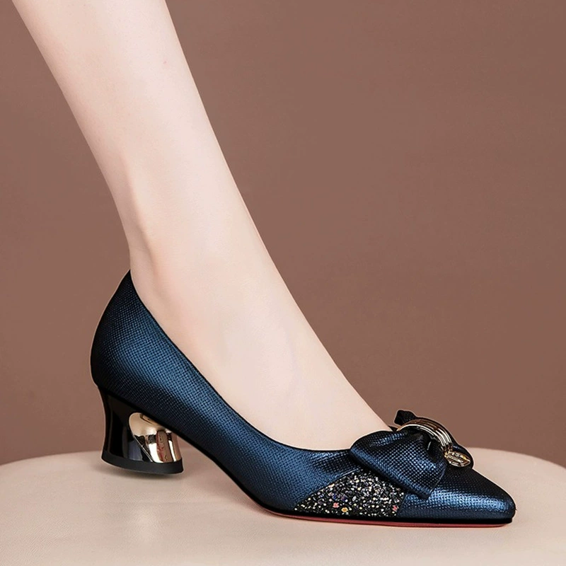 2024 spring and autumn new style French rhinestone thick heel pointed toe shallow mouth single shoes for women with medium heel soft leather fashionable large size women's shoes