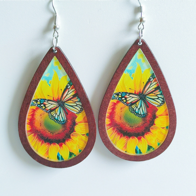 Earrings drop-shaped