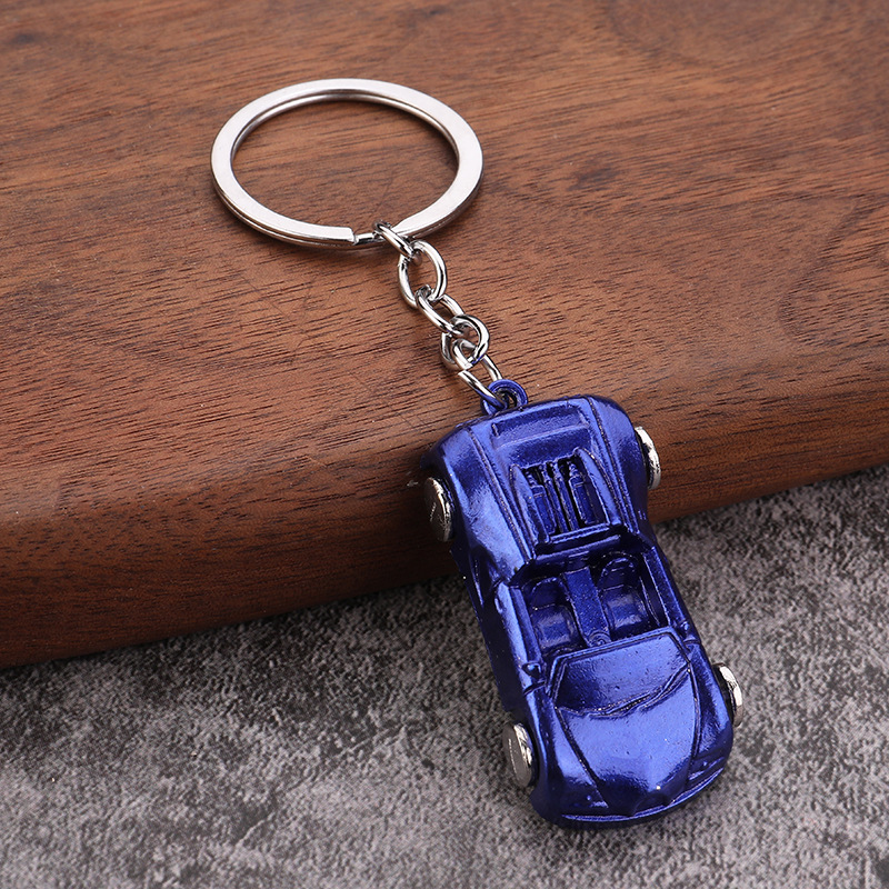 Llavero de modelo de coche explosivo transfronterizo Llavero de coche deportivo convertible Llavero colgante de coche de metal Regalo promocional