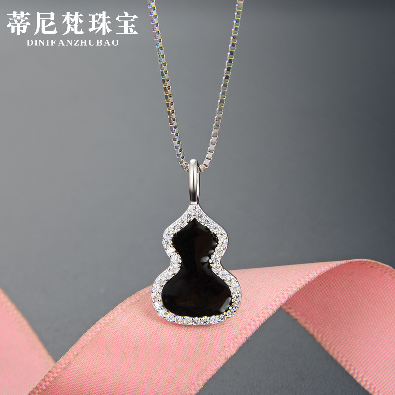 Fresco popular goteo aceite accesorios collar estilo japonés y coreano s925 plata ZIRCON colgante en forma de calabaza clavícula cadena femenina