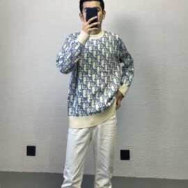 新款毛衣字母圆领上衣针织爆款情侣款满印老花新款宽松百搭针织衫