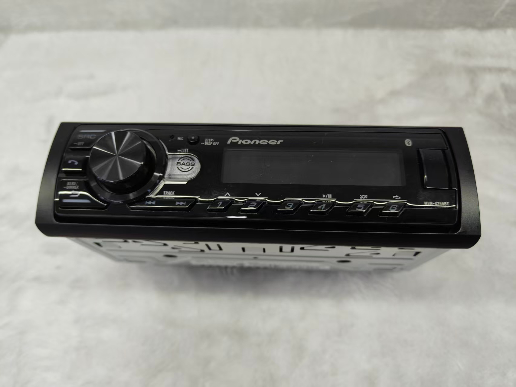 Pioneer MVH-5255BT is a popular in-stock car audio set with speakers and speakers for car audio modification