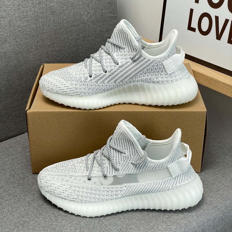 Luxury Yeezy 350 Men's and Women's Shoes Putian Little Daisy Og Yeezy Spring 2026 New Breathable Sports Shoes Trendy