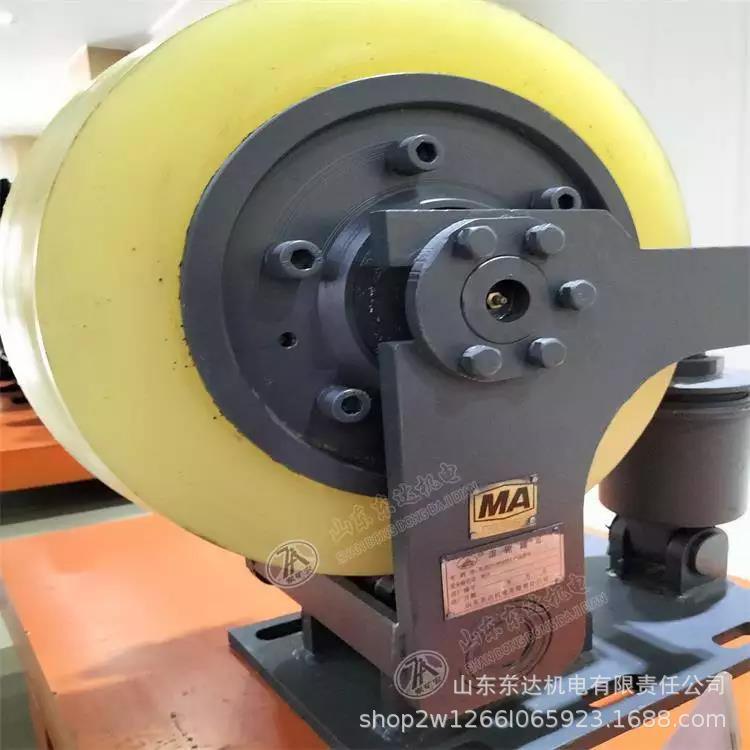 罐道提升滚轮罐耳 (71).jpg