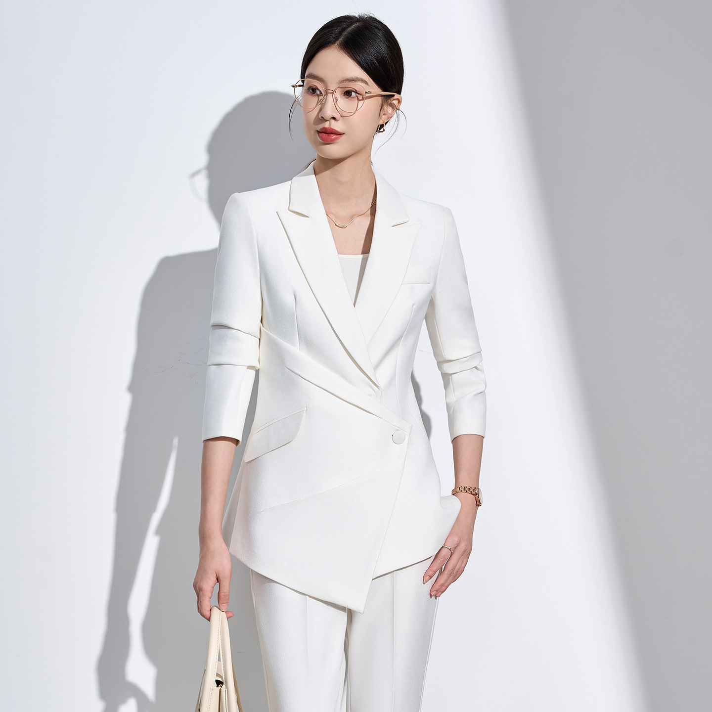 电视台主持人职业正装工作服白色西装套装女秋季修身显瘦长袖西服