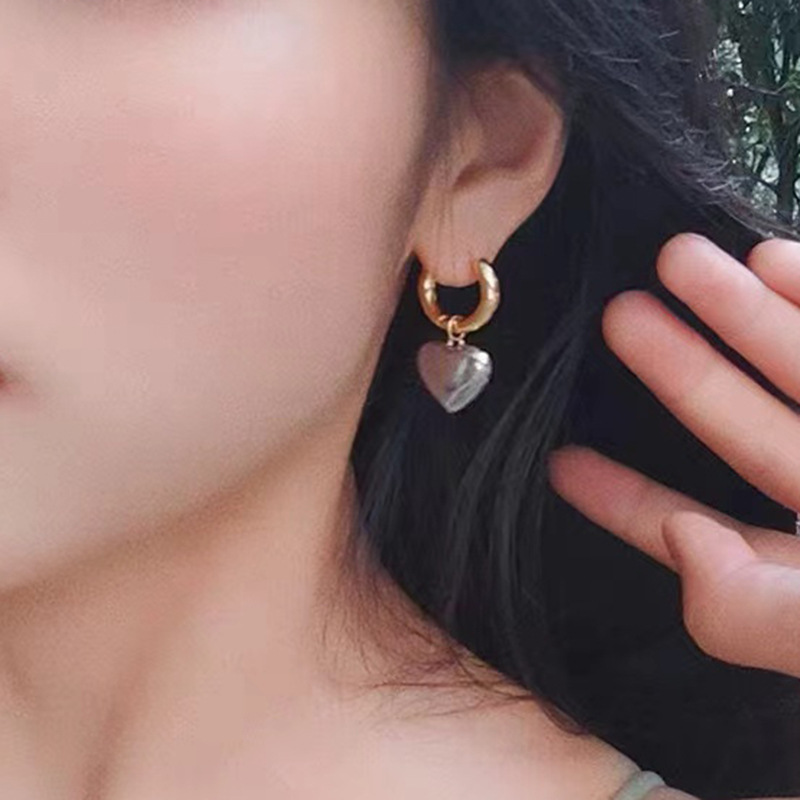 16g Weight Vacuum Plating Gold Plating Process 304 Stainless Steel Ear Needle Material 18K Gold Plated Plating Material Charm Sleeper Hoop Earrings, Drop Earrings Classification 1 Pair Casual Simple Style Heart Shape Plating Titanium Steel 18K Gold Plated Drop Earrings