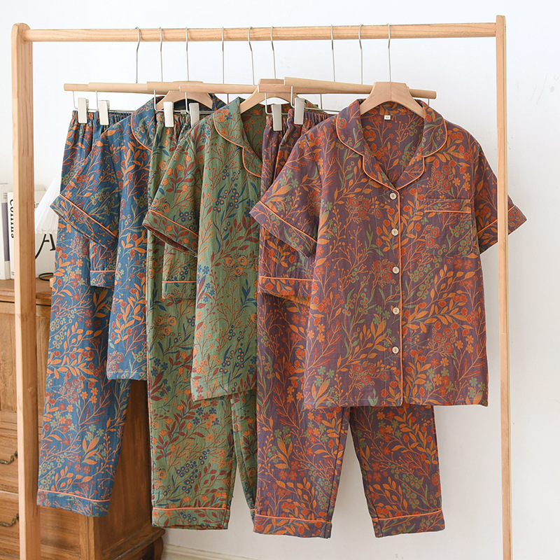 Spring and Summer Pure Cotton Yarn-Dyed Jacquard Women's Lapel Three-Piece Pajamas Short-Sleeved Shorts Plus Long Pants Middle-Aged and Elderly Home Clothes Spring and Summer Pure Cotton Yarn-Dyed Jacquard Women's Lapel Three-Piece Pajamas Short-Sleeved Shorts Plus Long Pants Middle-Aged and Elderly Home Clothes