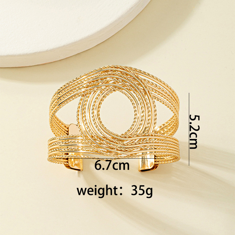 38g Weight No Inlaid Inlay Material Fashion Hollow Double C Cross Metal Opening Bracelet