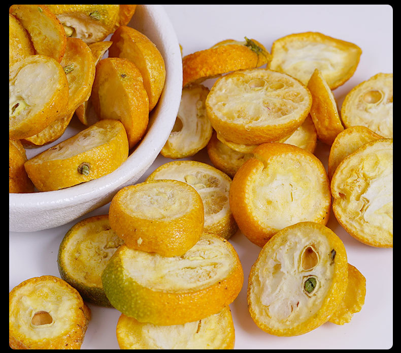 Freeze-Dried Kumquat Slices (Fortunella margarita) — Unsweetened Citrus Fruit Tea & Herbal Infusion in use