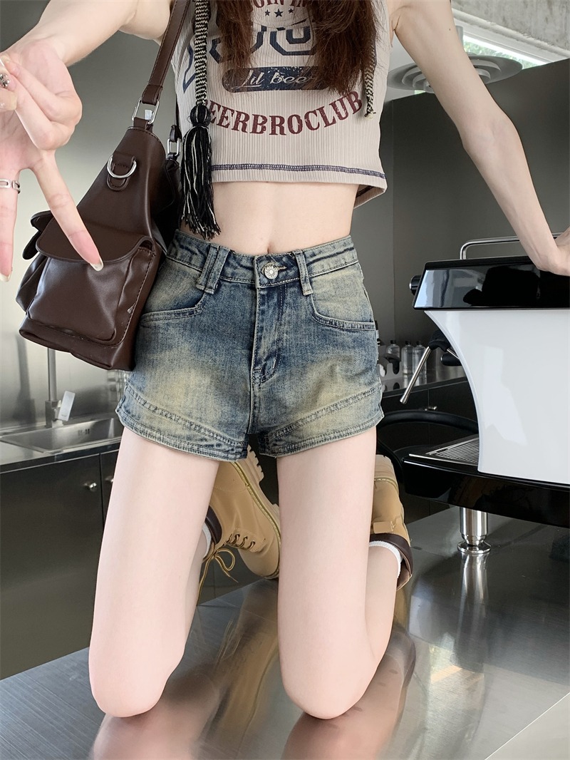 Women's Holiday Daily Streetwear Solid Color Shorts Distressed Washed Jeans Straight Pants display picture 10