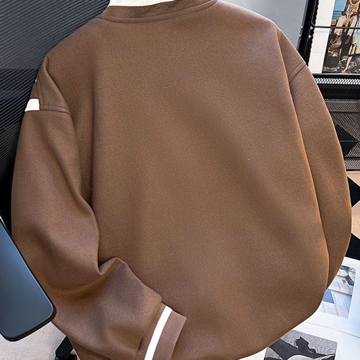 2024 Otoño Casual Japonés Restos Moda Uniforme de béisbol Hombres y mujeres Chaqueta deportiva suelta de cuello alto estilo de Hong Kong