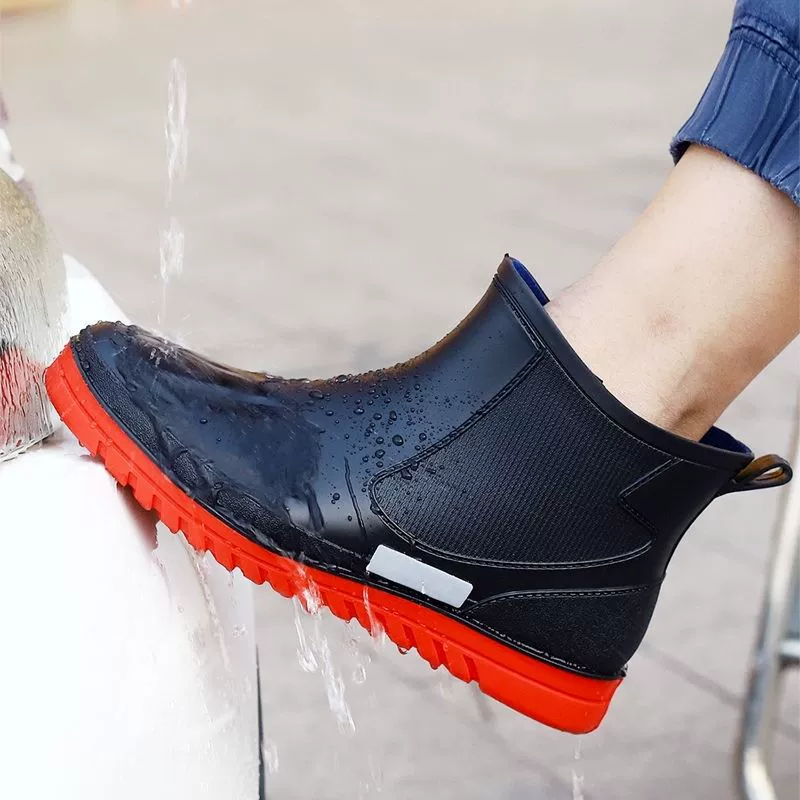 Non-slip shoes, fashionable work boots, wholesale