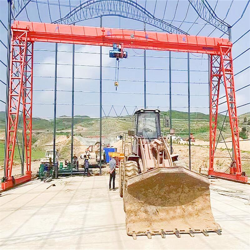 门式起重机 10吨电动轨道龙门吊 运行稳定单梁龙门吊 包厢龙门吊