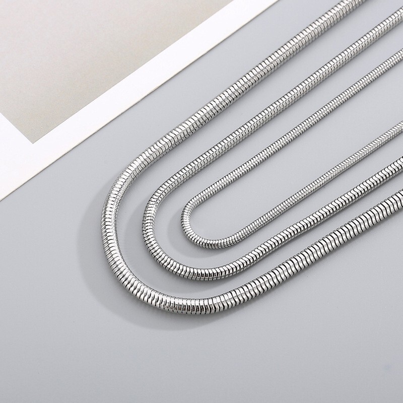 Cross-Border Titanium Steel Snake Bone Necklace, Vacuum 18K Non-Fading, European and American Simple Style, Versatile and Popular for Both Men and Women Cross-Border Titanium Steel Snake Bone Necklace, Vacuum 18K Non-Fading, European and American Simple Style, Versatile and Popular for Both Men and Women