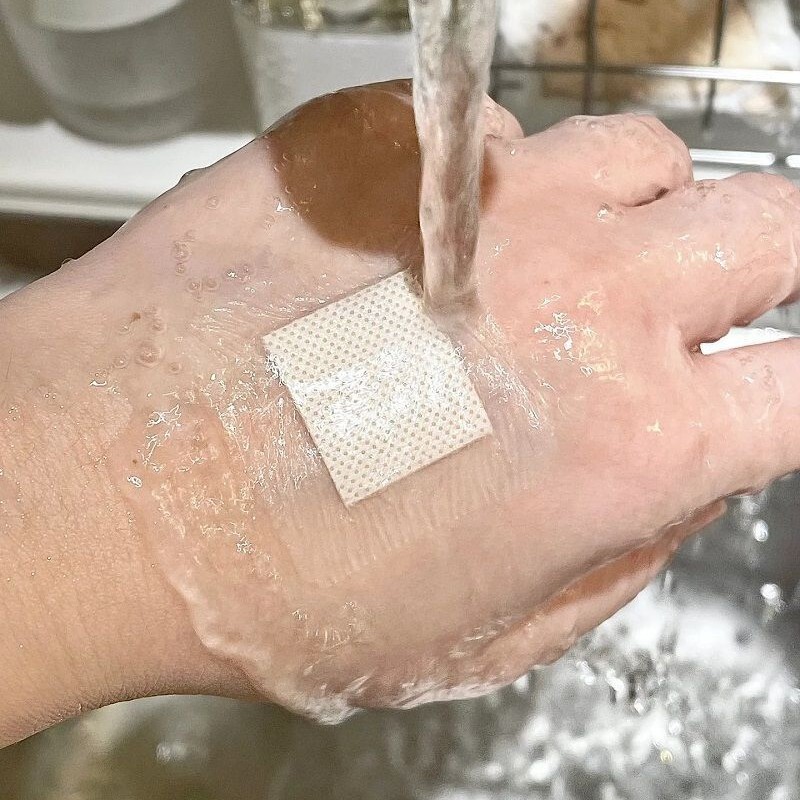 小紅書同項pu膜防水絆創膏正方形透明絆創膏防磨足付付付浮優針アイパッチ|undefined