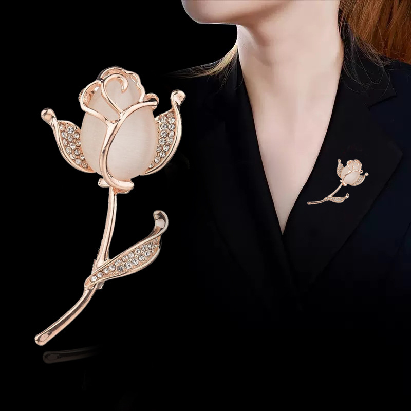 High-grade Cat's Eye Stone rose brooch women's luxury temperament women's personality rhinestone alloy corsage pin jewelry