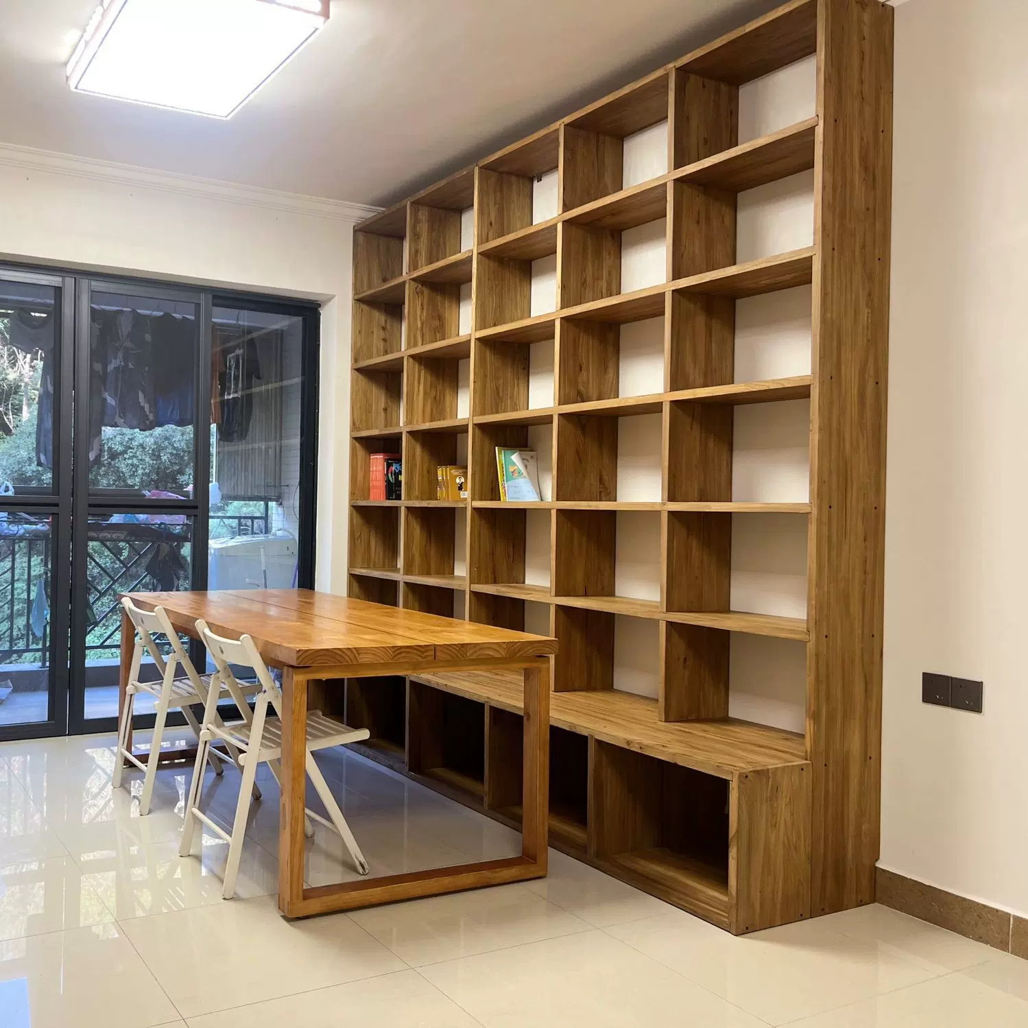 榆木满墙书架定 制落地书柜客厅大型格子置物架实木多层收纳书架