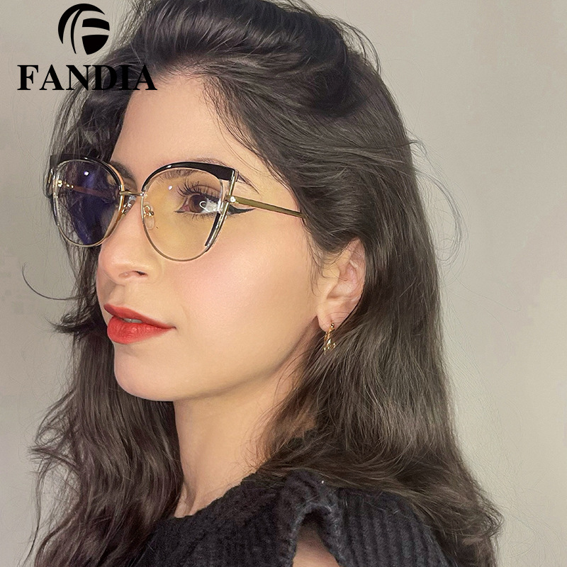 97697 transfronterizas nuevas gafas de ojo de gato Marco de moda de las mujeres en stock al por mayor miopía anti-azul luz gafas
