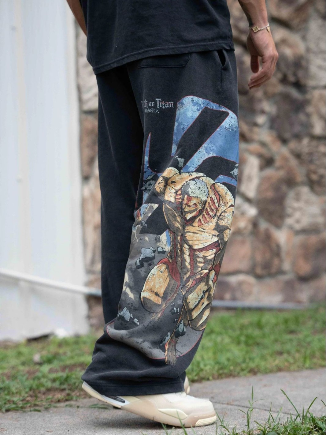 American YOUNGLA Co-Animation Attack on Titan Corredor de algodón collar impreso pantalones largos de piernas anchas