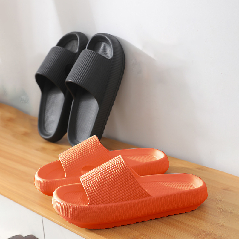 Wholesale Slippers for Women, Summer Non-Slip Bathroom Slippers for Couples, Thick-Soled Home Slippers for Men, Hotel Slippers, a Must-Have for Summer