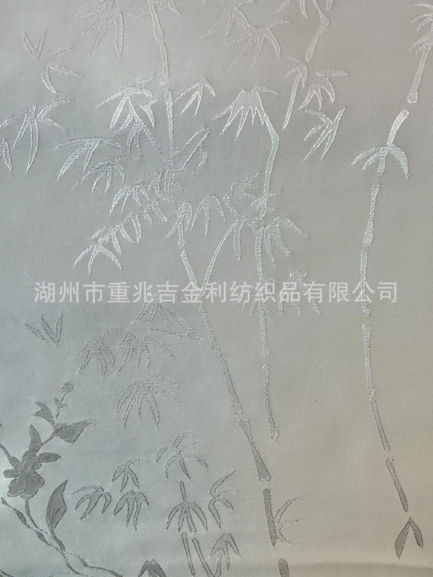 화이트 (24MM 24% 뽕나무 실크 78% 레이온)