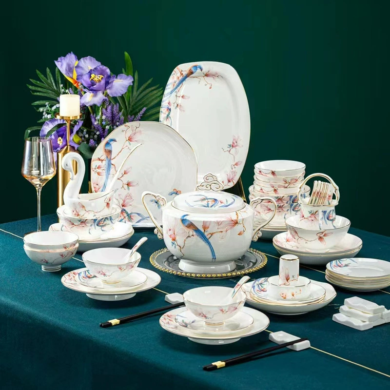 Подарочный набор Jingdezhen керамических тарелок и планшет Sleeve набор с 72 головами рисунка золото, радостные брови посуда