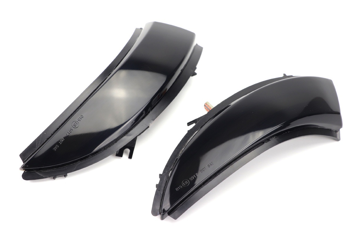 Suitable for 13-18 Renault Clio Iv Modified Led Reversing Mirror Rearview Mirror Running Light Turn Signal