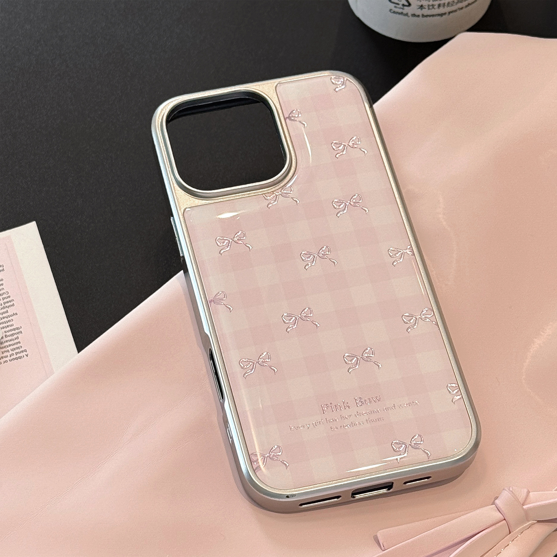 Funda chapada en oro compatible con Apple 17 Pro Max, iPhone 16 con lazo rosa a cuadros, electrochapada 13, funda rígida para Huawei 14.