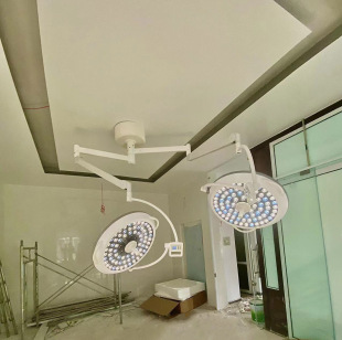 LED operating room shadowless lamp plastic surgery hanging single-head surgical lamp inspection lamp color temperature brightness focal length dimmable