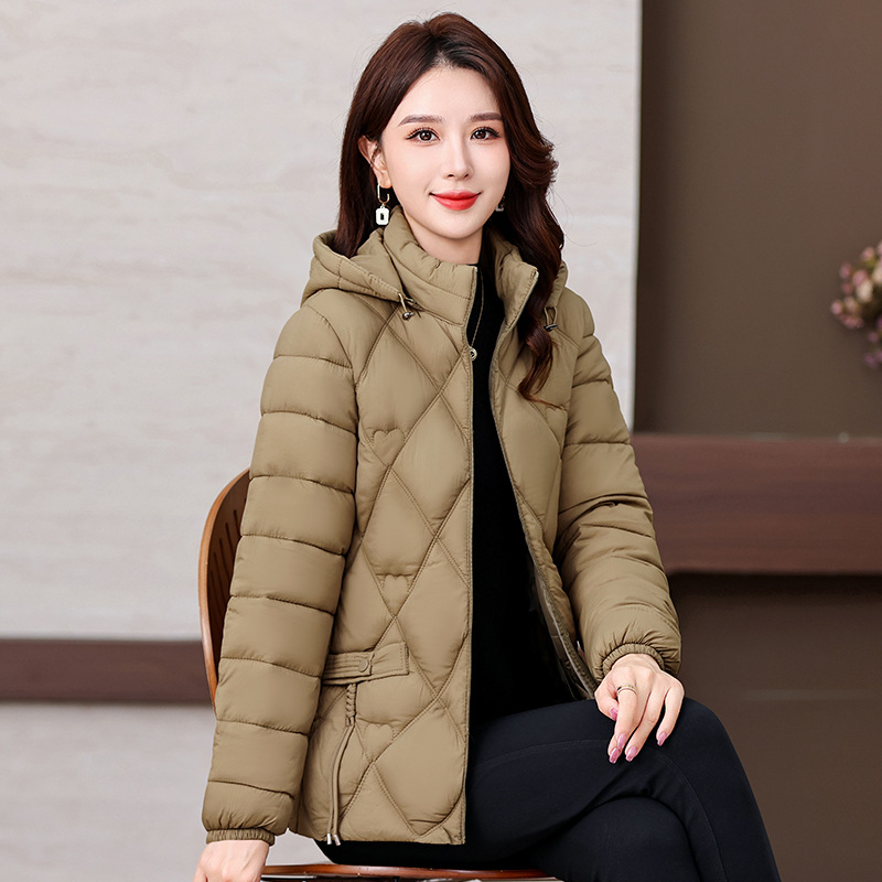 Transfronterizos invierno plumón de algodón mujer corta ropa de madres suelta chaqueta de algodón gruesa de mediana edad versátil chaqueta de algodón moda image 9