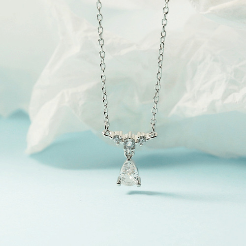 Small fresh diamond-encrusted water drop necklace Korean style temperament new smart simple versatile light luxury clavicle chain for your girlfriend