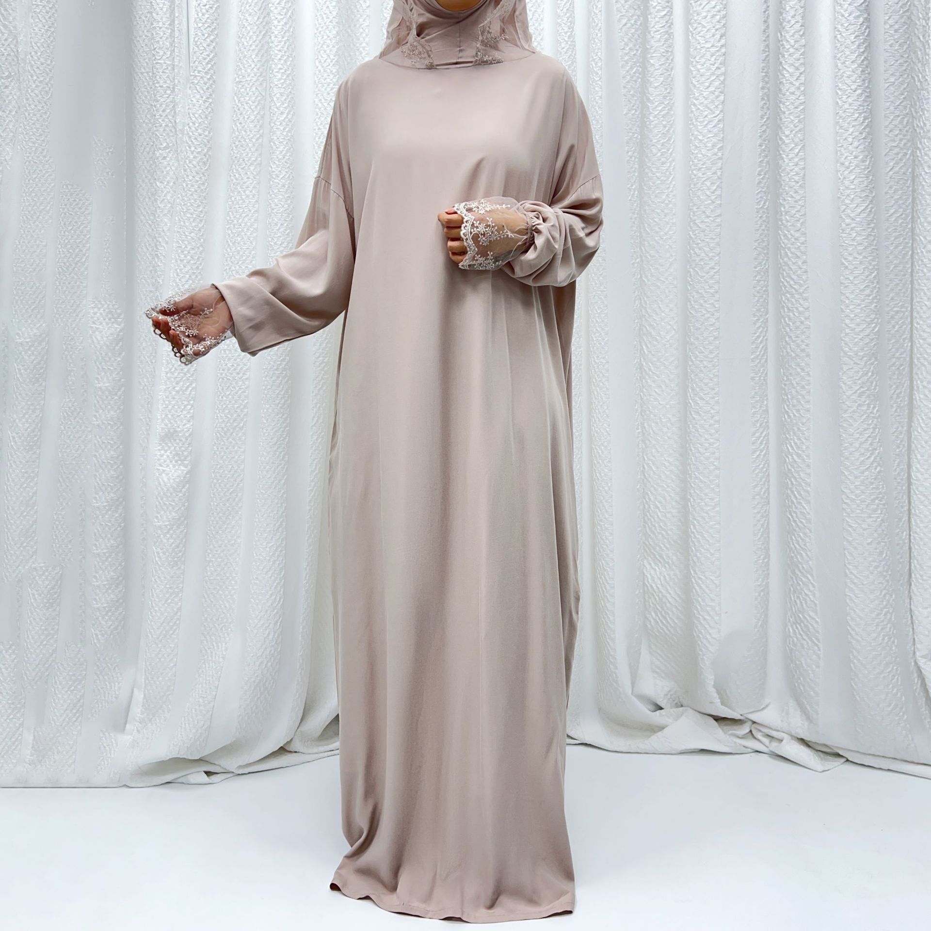 Langes Muslimisches Kleid Für Damen Mit Kapuze Einfarbig Weit_voghion.com
