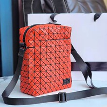 �ձ�2025�¿�׺������r��ͨ������μ�б������������z������