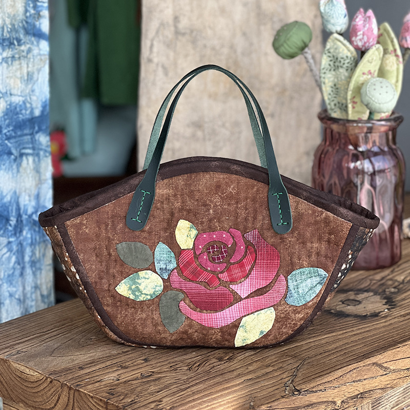 Bolsa de lenguaje de flores de rima verde ~ Color café (no terminado)